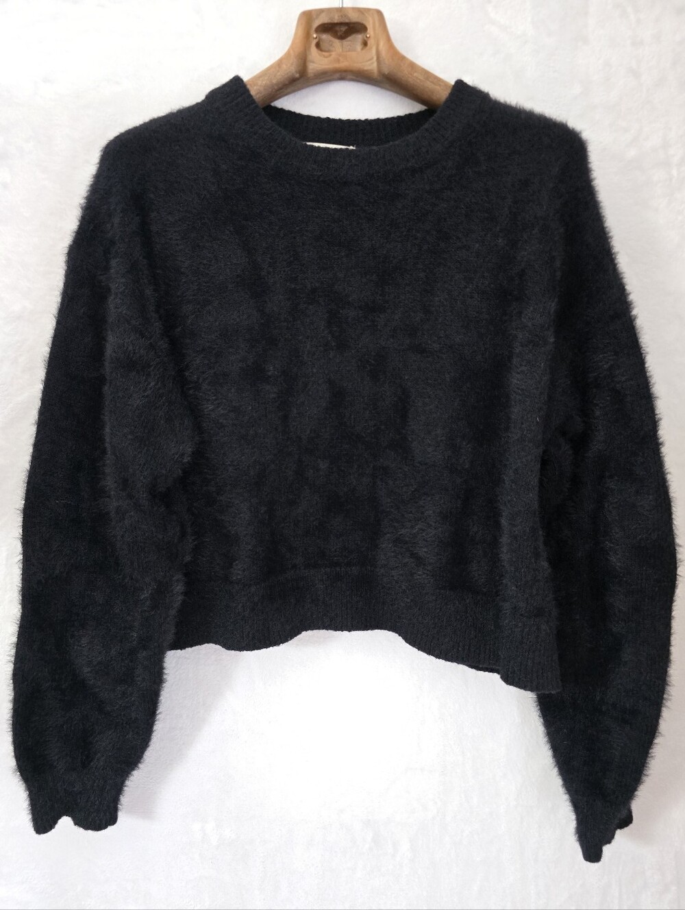 Marine Layer Black Fuzzy Eyelash Knit Cropped Crewneck Sweater Sz. M